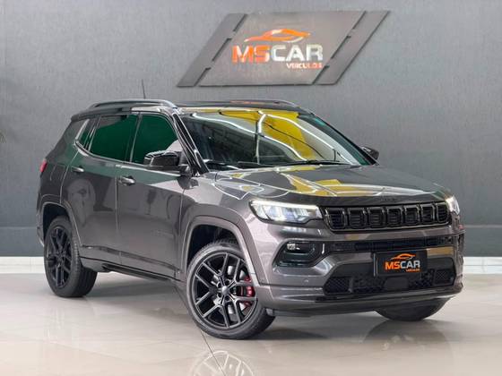 JEEP COMPASS 2.0 HURRICANE 4 TURBO GASOLINA BLACKHAWK AT9 JEEP COMPASS 2.0 HURRICANE 4 TURBO GASOLINA BLACKHAWK AT9